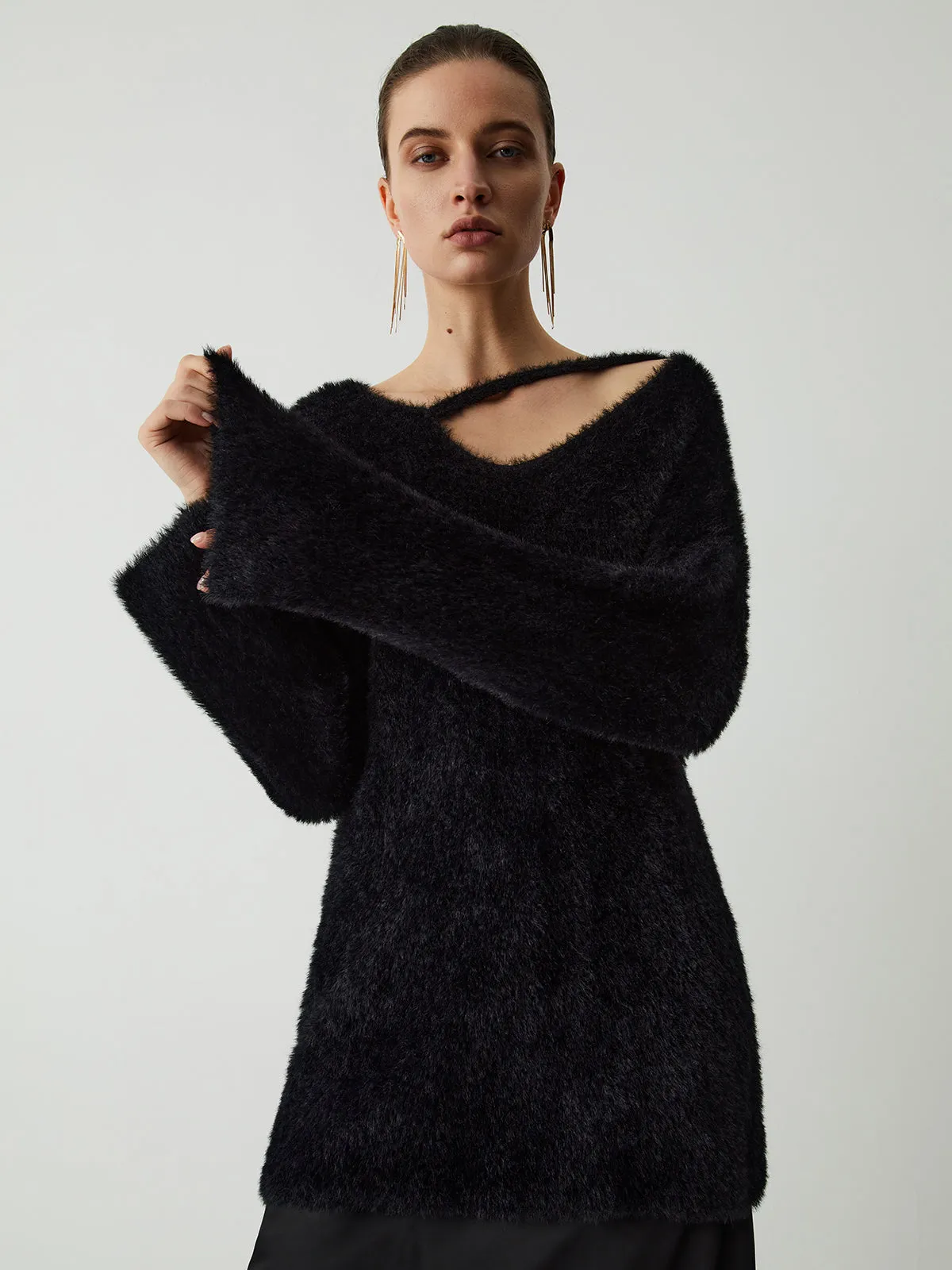 Cutout Fuzzy Graceful Knit Top