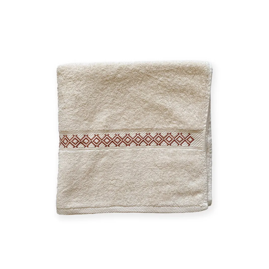 Rolaka- Embroidered Towels