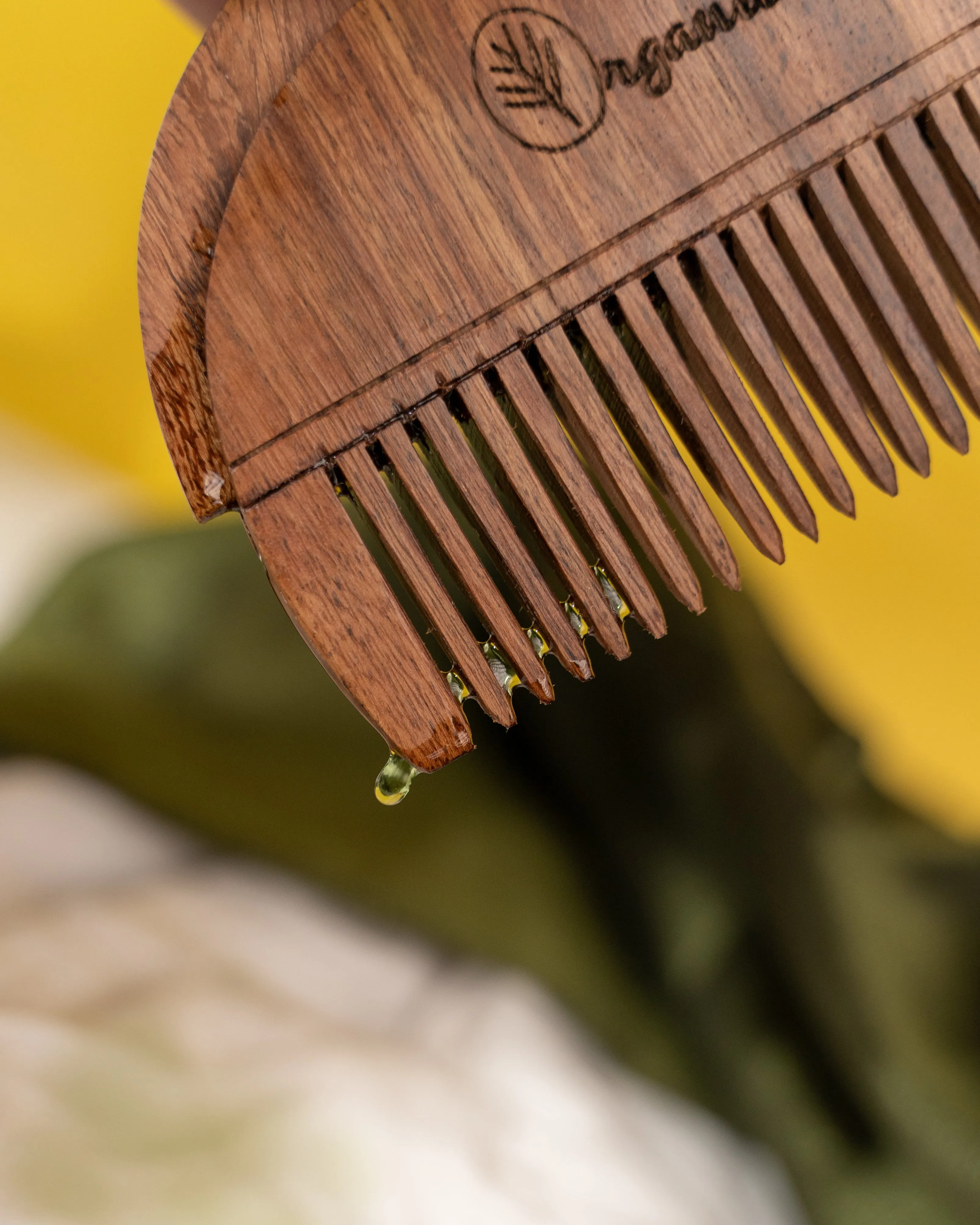 Sheesham Comb with Oil Holes (Wooden Oil Applicator)